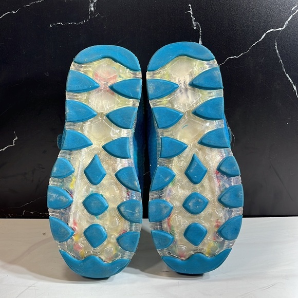 Shinmax  Classic Kid’s Sneakers Blue/Yellow sz 4 - Picture 7 of 8